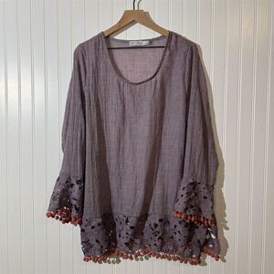 Retro Threads Boho Tunic Top Women’s L Purple Crochet Bell Sleeve Blouse
